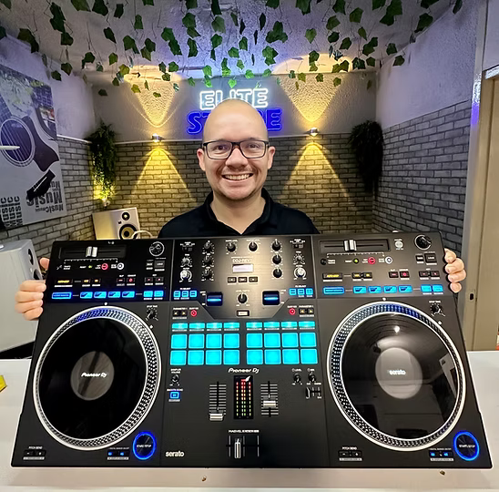 Pioneer DJ DDJ-REV7